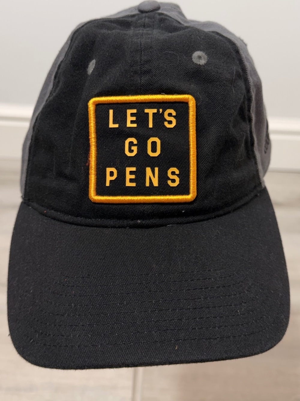 EUC Adidas Pittsburgh Penguins Cotton Slouch TeamSlogan Adjustable Cap